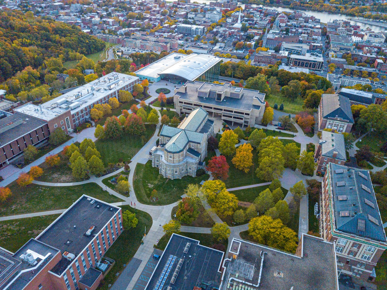 Education & Campus